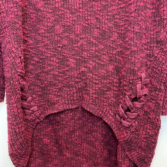 Express Maroon 3/4 Sleeve Sweater - Picture 5 of 6